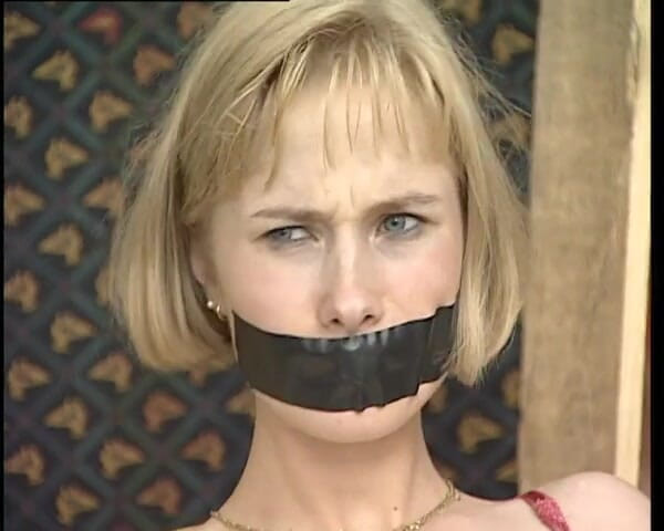 YOUR FIRST PORN: Behaarte Fotze und behaarter arsch - Джессі в softbondage волохата пизда і волохата дупа - Джессі в м'якому бондажі