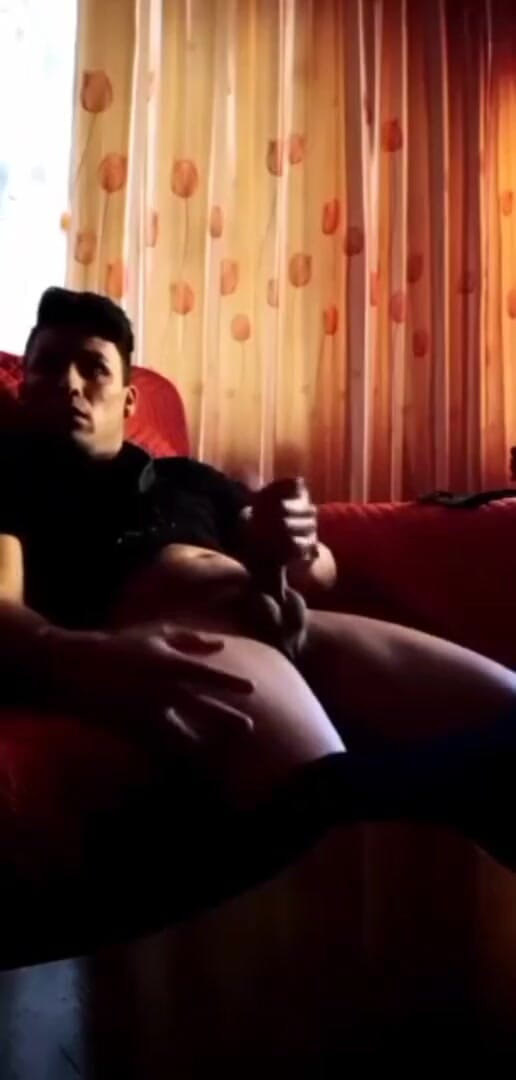 The backyard bastard: Sexy chlapec se vyděsí pro svého přítele na telefonu porno