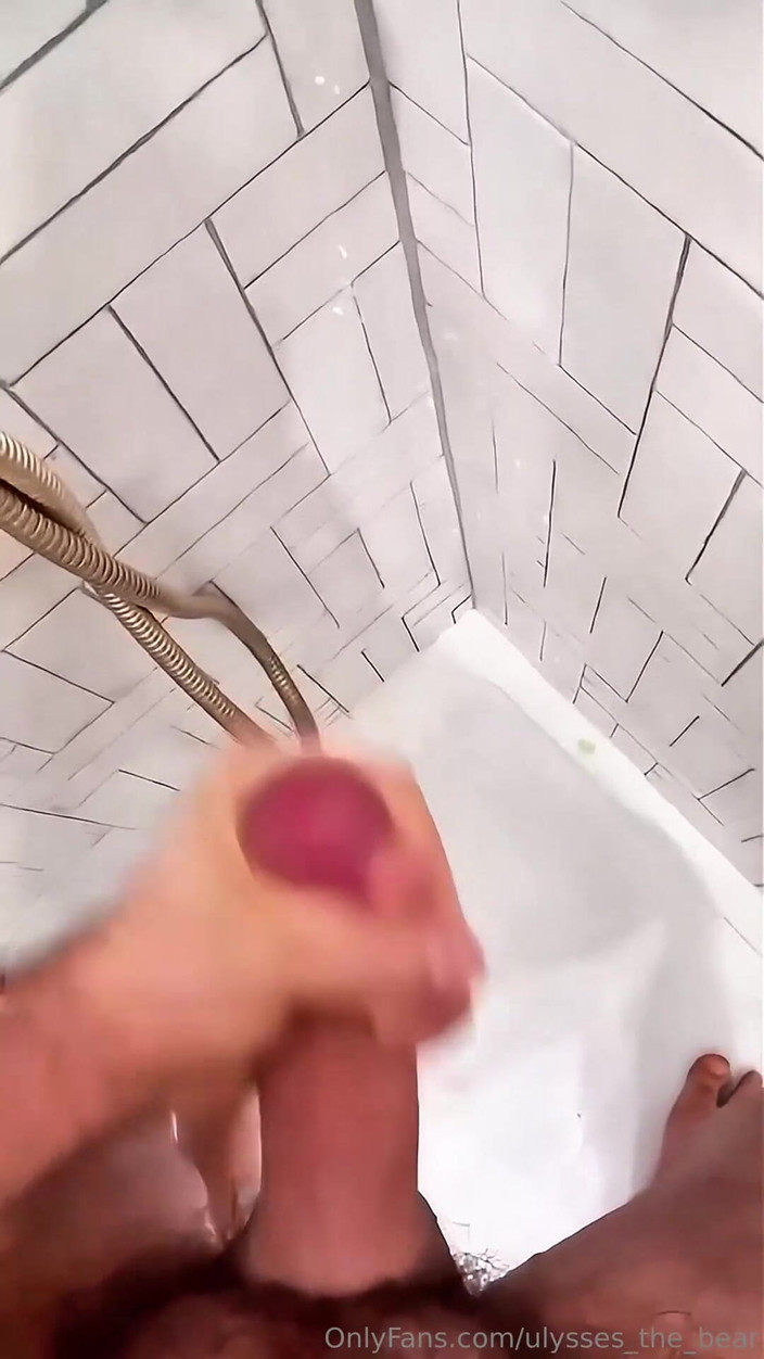 Ulysses the bear: Dicrot di dalam setelah seharian berakhir