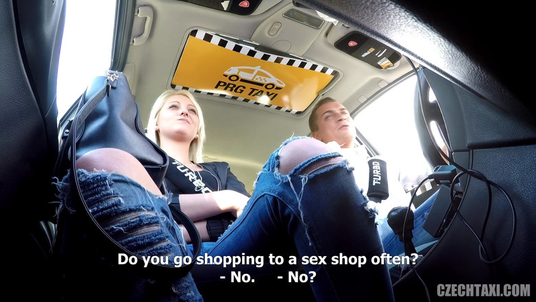 Czech Taxi: 和喷出金发女郎