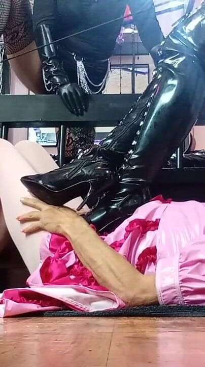 Sissys Dream 5 (Domina Lady Vampira - SM Studio Femdom Empire)