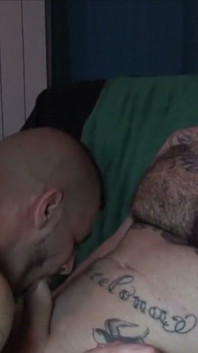 Beau Latino Baise Par Un Mec Muscle