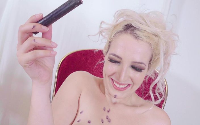 Liz Rainbow: Sexy Self Candling