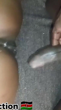 Futai sexy în ghetou, pe la spate