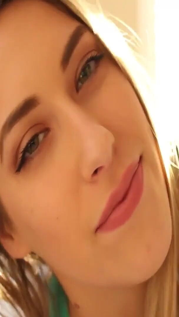 Kimber Lee Yawning in the Sunlight! (Kimber Lee) Kimber Lee Yawning in the Sunlight! (Kimber Lee)
