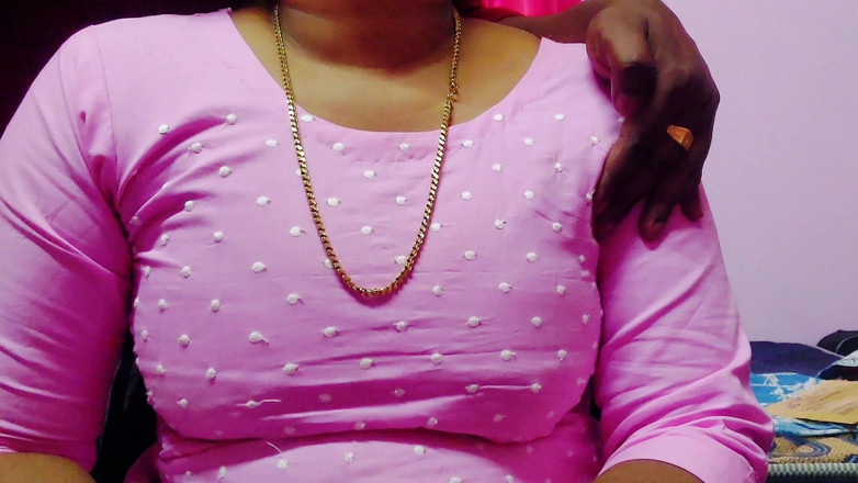 Desi Mohini: Mohini Bhabhi přišla do svého domu nevlastního bratra