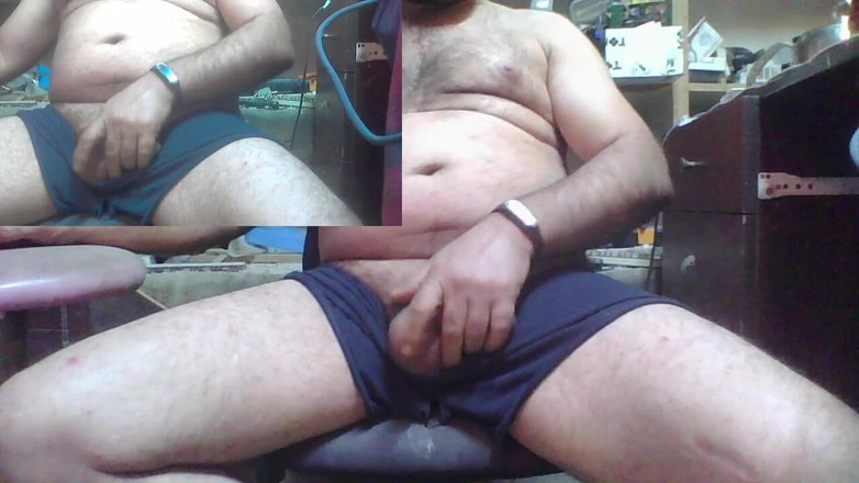 CenkAy: Ведмідь кінчає в ефірі