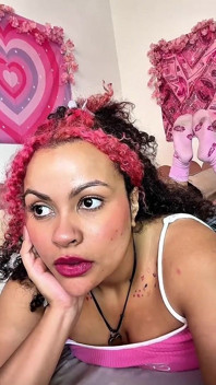 Linda chica compilación de pedos fuertes con goofy tontas reacciones