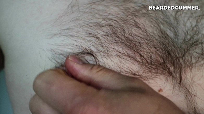 Beardedcummer: Hairy pits, chest, beard and nipple play