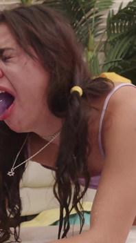Brianna Arson là sừng sỏ từ Nade Nasty cứng đụ!