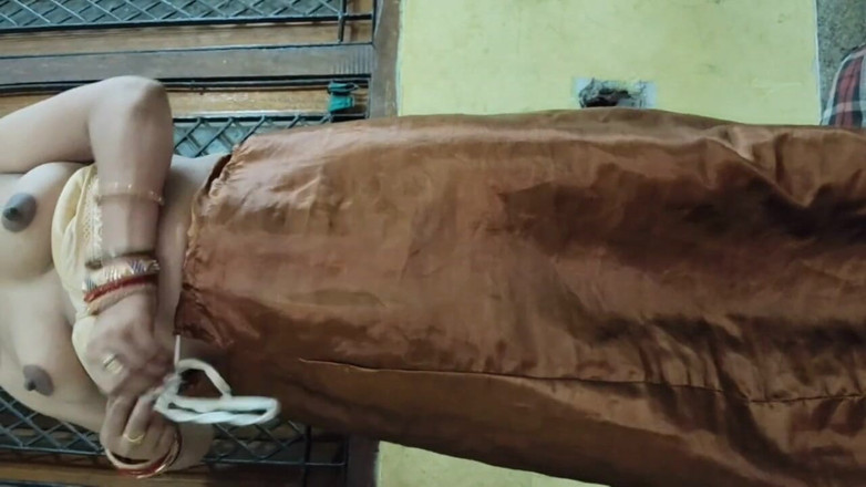 Desisexycpl123: Vrijlating van Priya Bhabhi