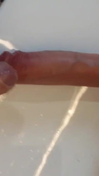 Solo Khổng lồ Cums trên đồ chơi lớn