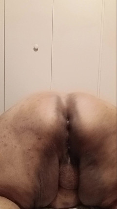 Jessica pigslut: Goyangin pantatku dong!