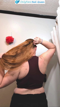 Raiponce la rousse brosse et mes longs cheveux de rouquine