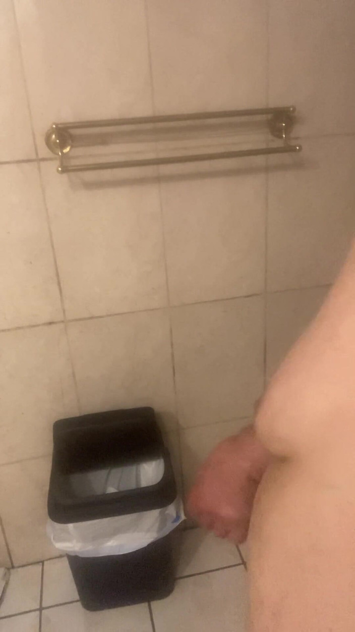 Chubbytits16: Potřebuji manžílka