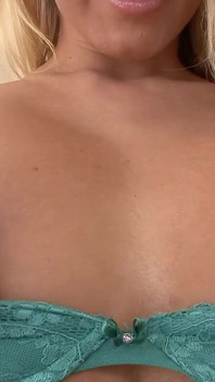 Katie Summers an Ass Begging to Be Licked!