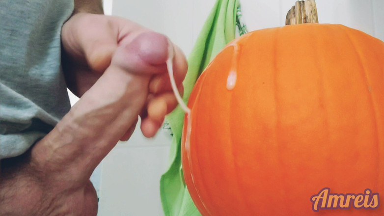 Amreis: 另一个万圣节高潮。南瓜的悸动和厚实。
