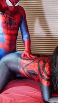 Natacha Guapa ialah creampie Spidergirl Zentai