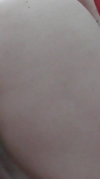 Leccarai ogni buco del mio corpo.