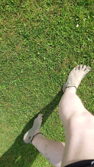 Footfetish: Beach Walk with Dirty Feet
