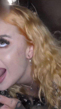 Rosa, Jessika Ciesz się Gangbang_1