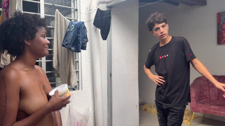 KenaySexxx: Trekant med min styvson och hans styvsyster slutar i en...
