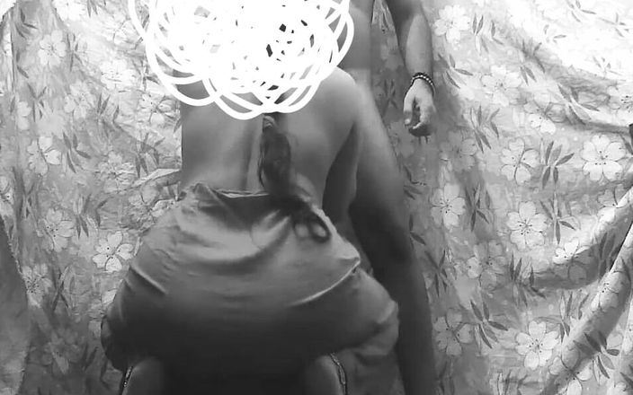 Fuck Busty: Bhabhi šukání kouření sex video