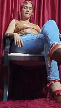 Ich pinkle auf meine Hose