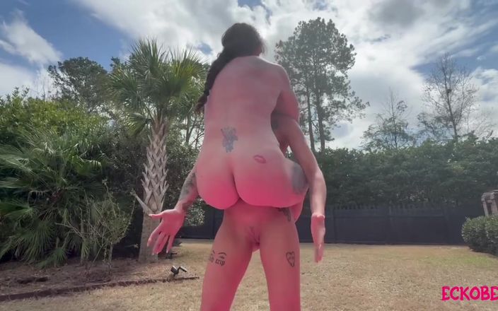 Ecko Belle: Girls Who Lift Boys