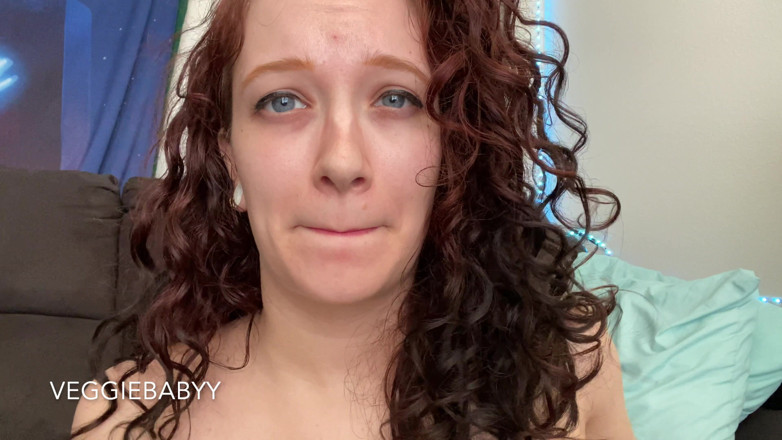 Veggiebabyy: Kijk naar mijn gezicht terwijl ik mezelf sla