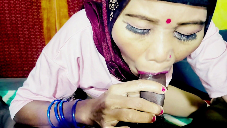 Ayesha_MirzaXPro: Pancutan mani berdenyut dalam mulut untuk kawan isteri saya – video...