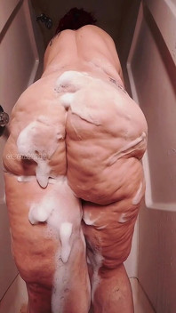 Sexy SSBBW Douche & Shake