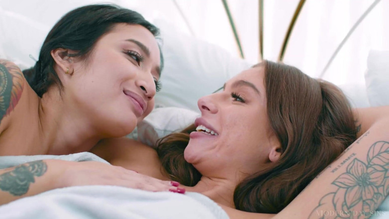 Modern-Day Sins: Modern-day Sins - Lesbian Girlfriends Avery Black and April Olsen Caught...