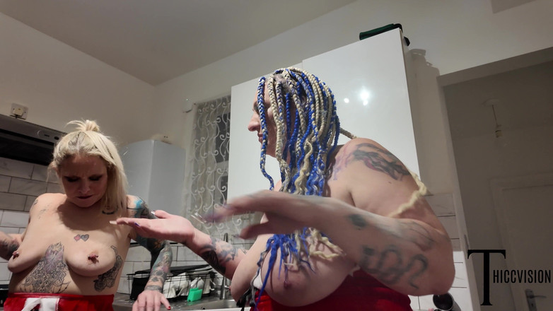 Thiccvision: Mrs clause und ihre elfen haben eine schmutzige küchenorgie