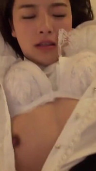 Sesiones de fotos amateur privadas llenas de pasión con chorreo de leche y química sensual - parte 3