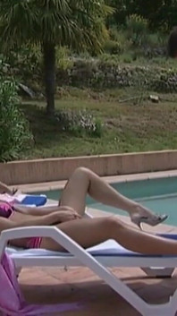 Suzie diamond dengan tubuh aduhai: bollnti desideri video lengkap seks dan kenikmatan