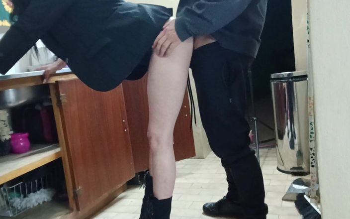 Bigjoefuckalott: Jak manželka a práce