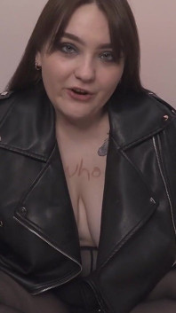 Sissy, voglio giocare con te e la tua cintura di fedeltà