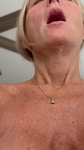 Thumbnail of Dianne Loves to Ride and Piss on Cock.