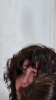 Aku merekam temanku dan itu masukin mereka ke dalam diriku