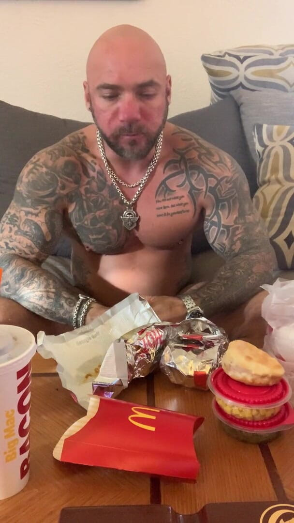 MasculineJason - Jason Collins: Мак Дональд і Kfc Mukbang!