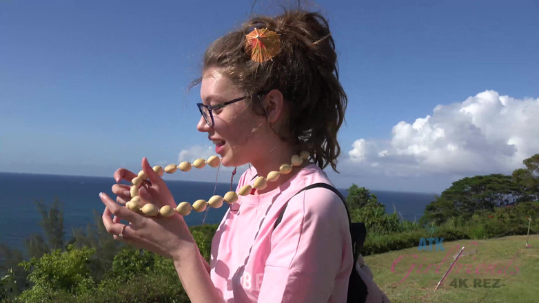 ATK Fans (Girlfriends): Virtueller urlaub in Hawaii mit Elena Koshka teil 1