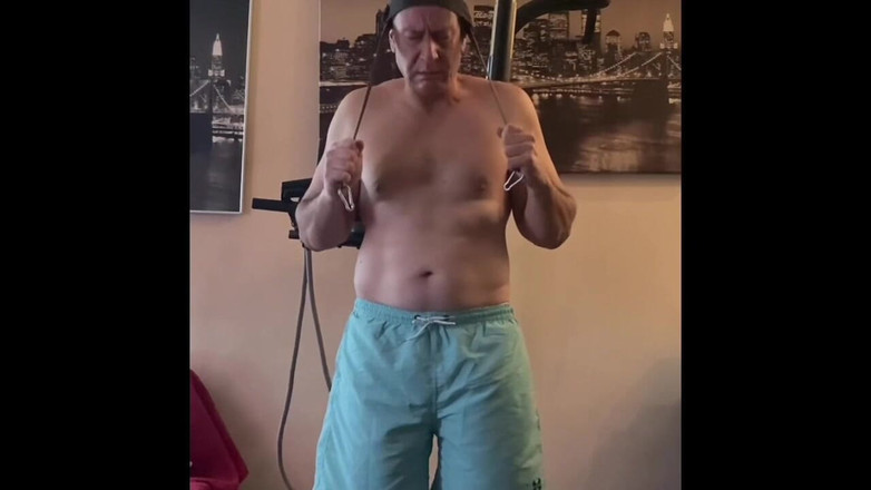 Alex Art: 映画・イン・ジム