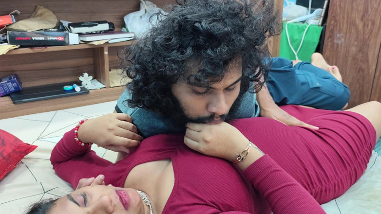 Vaishnavysharunraj: Sexy krk Polibek Hledač Lízání s kundičkou
