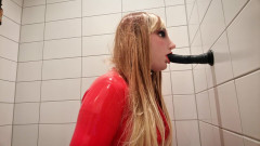 Hooded June: Hluboké orálové cvičení