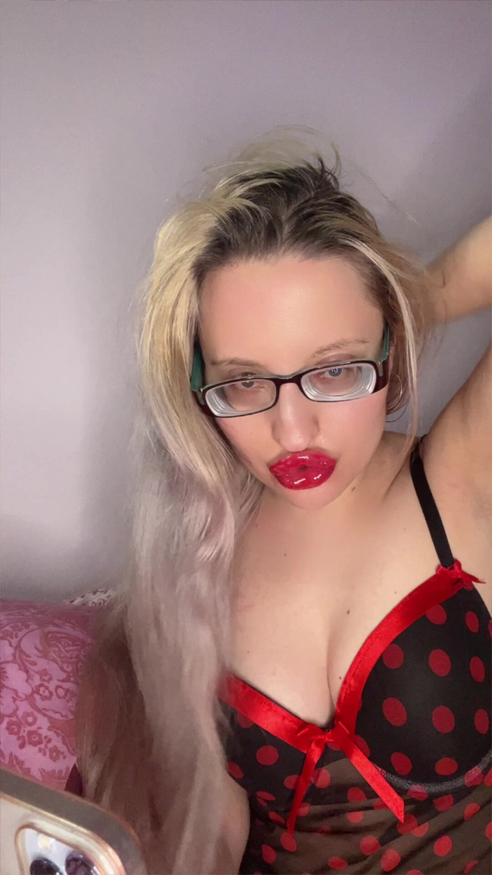FinDom Goaldigger: Bimbo dívka nebo chlapec transformace