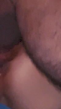 Komşu Orta Yaşlı Seksi Kadın Bacaklarını açıyor Bölüm 2