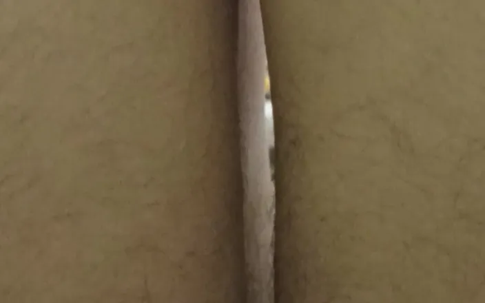 BW_Dolphin: Hairy Pussy and Bellybutton