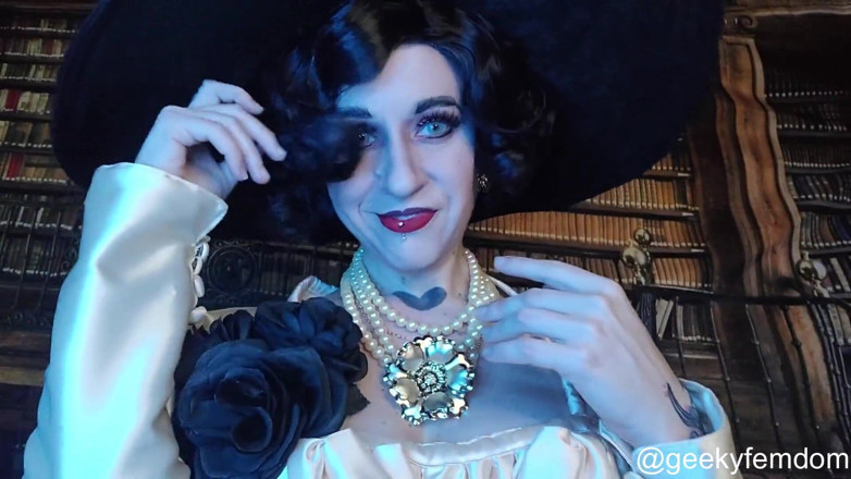 Geeky Femdom: Lady Dimitrescus husdjur