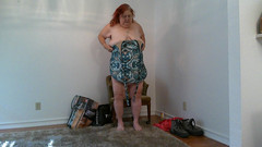 BBW nurse Vicki adventures with friends: Zkoušení plavek a bikin